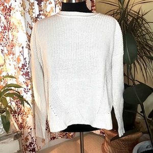 Lucky, brand size small tie, back sweater